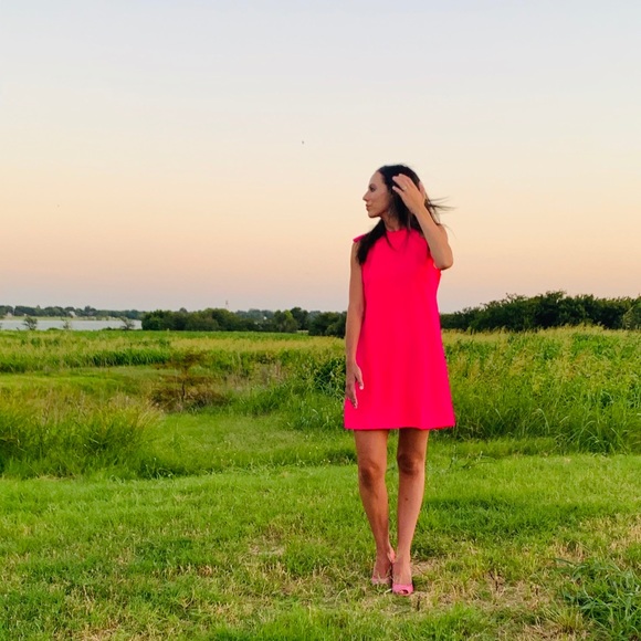 Pink Scalloped Dress - Picture 4 of 4
